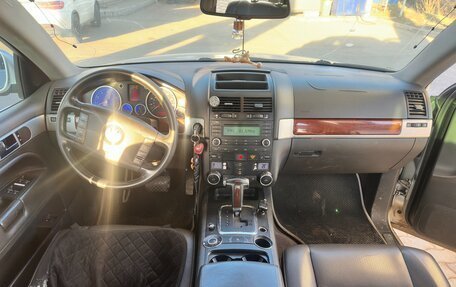 Volkswagen Touareg III, 2005 год, 540 000 рублей, 9 фотография