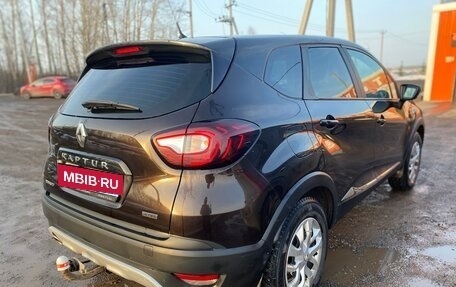 Renault Kaptur I рестайлинг, 2017 год, 1 500 000 рублей, 3 фотография