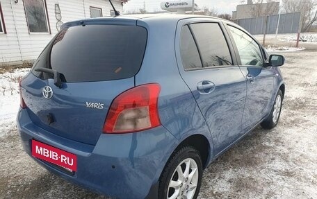 Toyota Yaris III рестайлинг, 2007 год, 650 000 рублей, 5 фотография