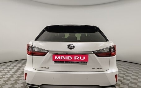 Lexus RX IV рестайлинг, 2019 год, 4 899 000 рублей, 6 фотография
