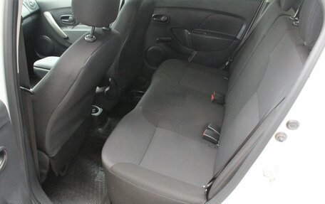 Renault Logan II, 2018 год, 1 045 000 рублей, 8 фотография