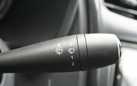 Renault Logan II, 2018 год, 1 045 000 рублей, 13 фотография