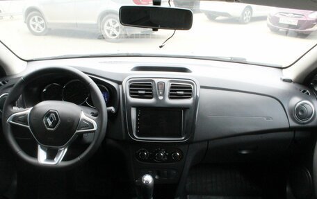 Renault Logan II, 2018 год, 1 045 000 рублей, 6 фотография