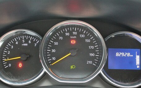 Renault Logan II, 2018 год, 1 045 000 рублей, 16 фотография