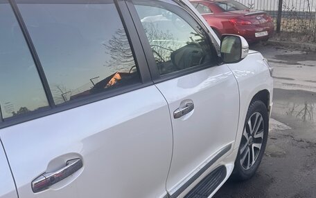 Toyota Land Cruiser 200, 2013 год, 3 200 000 рублей, 5 фотография