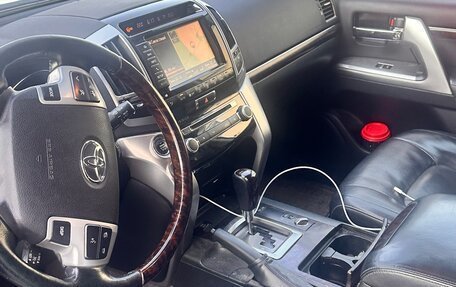 Toyota Land Cruiser 200, 2013 год, 3 200 000 рублей, 12 фотография