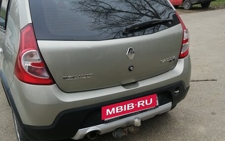 Renault Sandero I, 2013 год, 750 000 рублей, 3 фотография