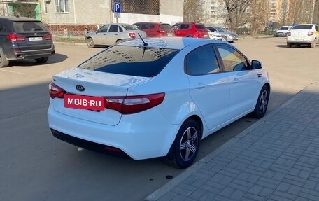 KIA Rio III рестайлинг, 2011 год, 630 000 рублей, 4 фотография