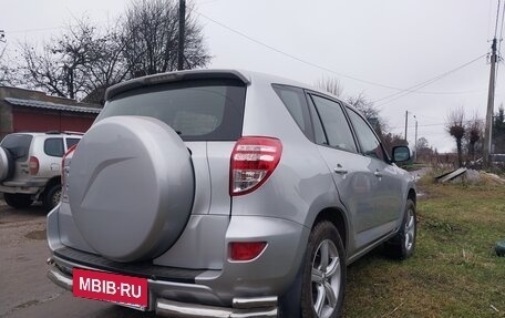 Toyota RAV4, 2011 год, 1 400 000 рублей, 2 фотография