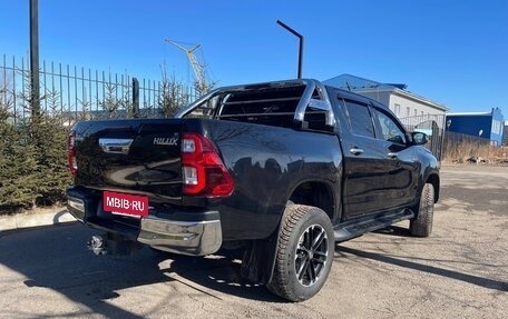 Toyota Hilux VIII, 2016 год, 3 200 000 рублей, 2 фотография