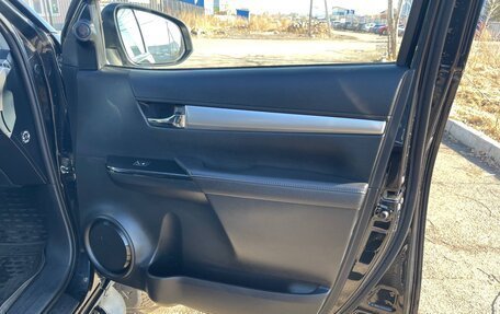 Toyota Hilux VIII, 2016 год, 3 200 000 рублей, 11 фотография