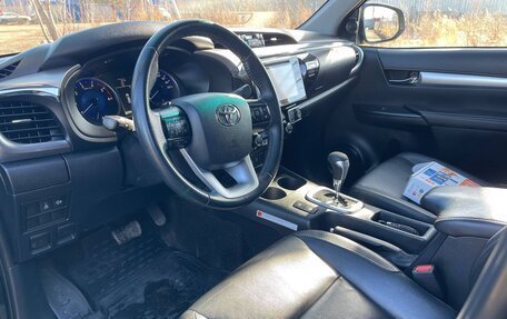 Toyota Hilux VIII, 2016 год, 3 200 000 рублей, 16 фотография