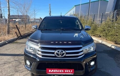 Toyota Hilux VIII, 2016 год, 3 200 000 рублей, 5 фотография