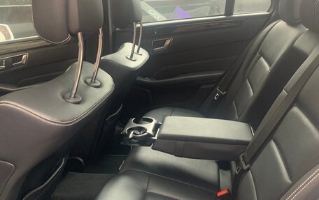 Mercedes-Benz E-Класс, 2015 год, 2 550 000 рублей, 30 фотография