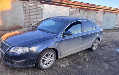 Volkswagen Passat B6, 2007 год, 300 000 рублей, 2 фотография
