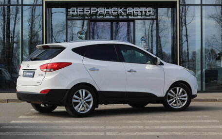 Hyundai ix35 I рестайлинг, 2013 год, 1 375 000 рублей, 3 фотография