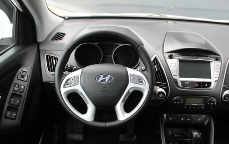 Hyundai ix35 I рестайлинг, 2013 год, 1 375 000 рублей, 8 фотография