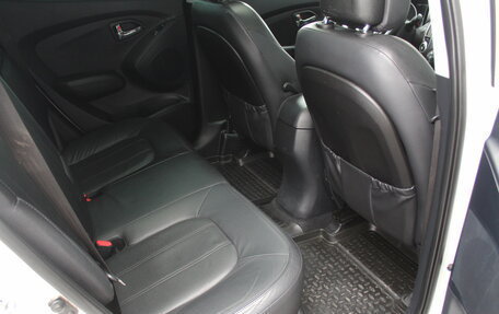 Hyundai ix35 I рестайлинг, 2013 год, 1 375 000 рублей, 22 фотография