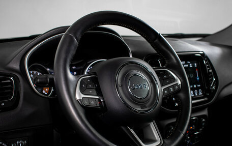 Jeep Compass II, 2019 год, 2 615 000 рублей, 13 фотография