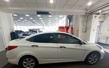 Hyundai Solaris II рестайлинг, 2012 год, 539 900 рублей, 4 фотография