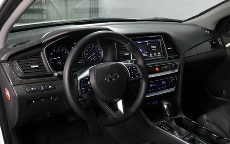 Hyundai Sonata VII, 2019 год, 1 790 000 рублей, 7 фотография