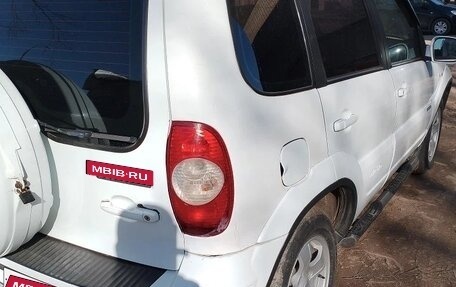 Chevrolet Niva I рестайлинг, 2011 год, 540 000 рублей, 14 фотография