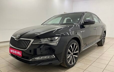 Skoda Superb III рестайлинг, 2025 год, 3 390 000 рублей, 1 фотография