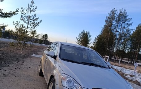 KIA cee'd I рестайлинг, 2009 год, 880 000 рублей, 3 фотография