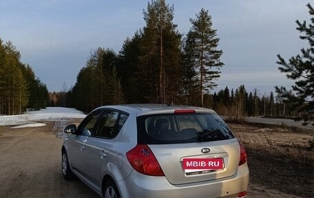 KIA cee'd I рестайлинг, 2009 год, 880 000 рублей, 6 фотография