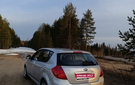 KIA cee'd I рестайлинг, 2009 год, 880 000 рублей, 9 фотография
