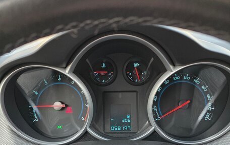 Chevrolet Cruze II, 2012 год, 850 000 рублей, 10 фотография