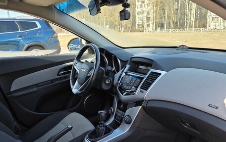 Chevrolet Cruze II, 2012 год, 850 000 рублей, 6 фотография