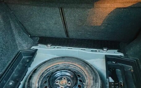 Toyota Corolla, 2005 год, 750 000 рублей, 8 фотография