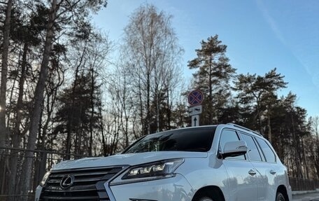 Lexus LX III, 2016 год, 5 590 000 рублей, 4 фотография