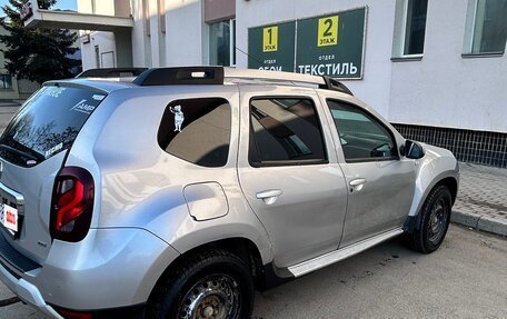 Renault Duster I рестайлинг, 2016 год, 900 000 рублей, 2 фотография