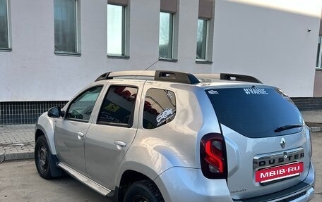 Renault Duster I рестайлинг, 2016 год, 900 000 рублей, 3 фотография
