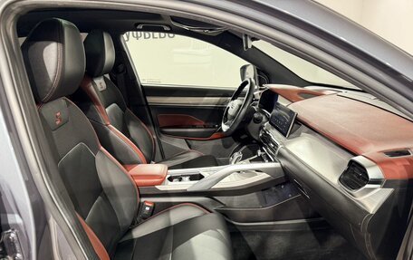 Geely Coolray I, 2022 год, 1 397 000 рублей, 21 фотография