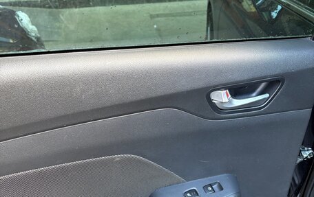 Hyundai Solaris II рестайлинг, 2021 год, 1 750 000 рублей, 12 фотография