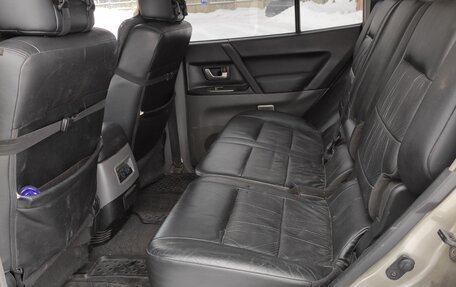 Mitsubishi Pajero III рестайлинг, 2005 год, 750 000 рублей, 12 фотография