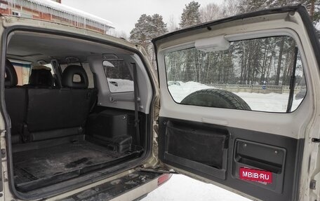 Mitsubishi Pajero III рестайлинг, 2005 год, 750 000 рублей, 11 фотография