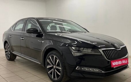 Skoda Superb III рестайлинг, 2025 год, 3 390 000 рублей, 4 фотография