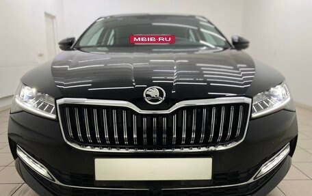 Skoda Superb III рестайлинг, 2025 год, 3 390 000 рублей, 12 фотография