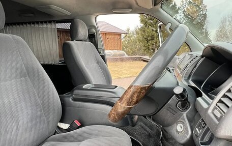 Toyota HiAce H200, 2012 год, 2 700 000 рублей, 17 фотография