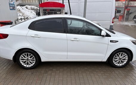 KIA Rio III рестайлинг, 2015 год, 1 100 000 рублей, 4 фотография