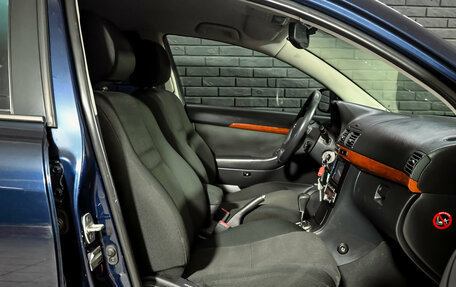 Toyota Avensis III рестайлинг, 2006 год, 765 000 рублей, 11 фотография