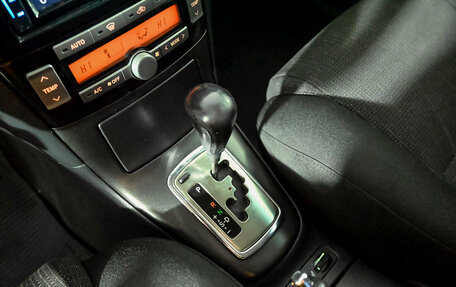 Toyota Avensis III рестайлинг, 2006 год, 765 000 рублей, 14 фотография