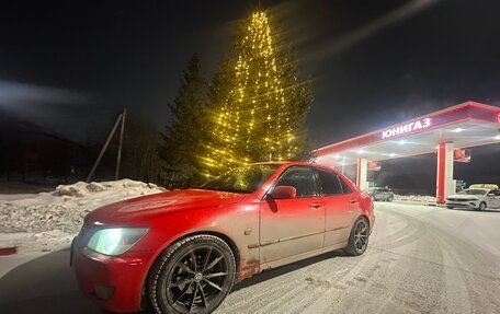 Toyota Altezza, 2000 год, 710 000 рублей, 3 фотография