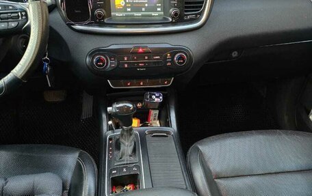 KIA Sorento III Prime рестайлинг, 2016 год, 1 900 000 рублей, 10 фотография