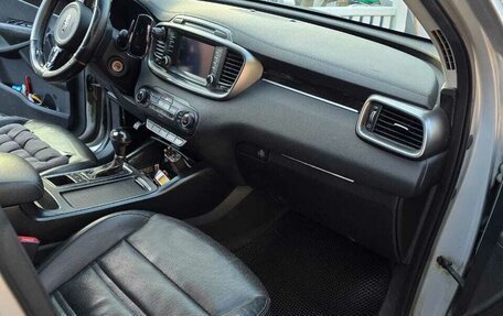 KIA Sorento III Prime рестайлинг, 2016 год, 1 900 000 рублей, 17 фотография