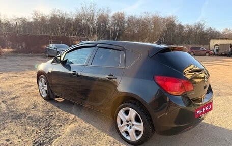 Opel Astra J, 2011 год, 570 000 рублей, 3 фотография